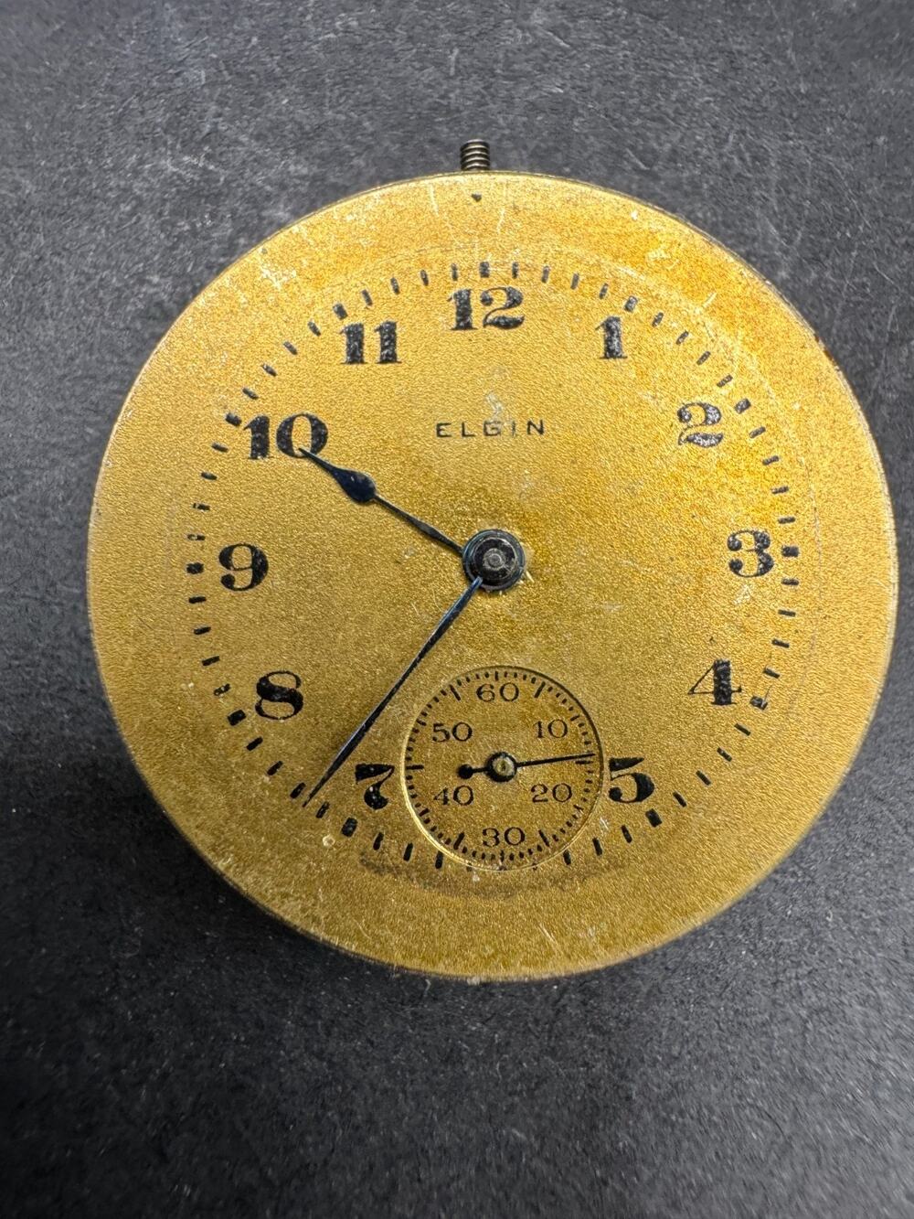 Vintage Elgin USA Pocket Watch Movement Gold Tone Dial 14.4MM For Parts/ Repair